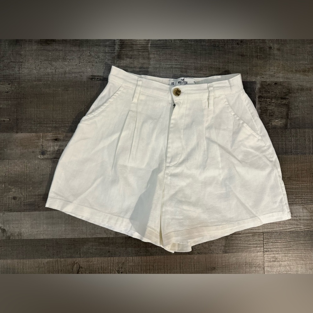 Hollister High Waist White Women's Shorts